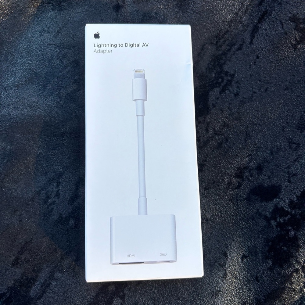 New in Box Apple Digital Lightning to HDMI Adapter iPhone iPad - Picture 5 of 5